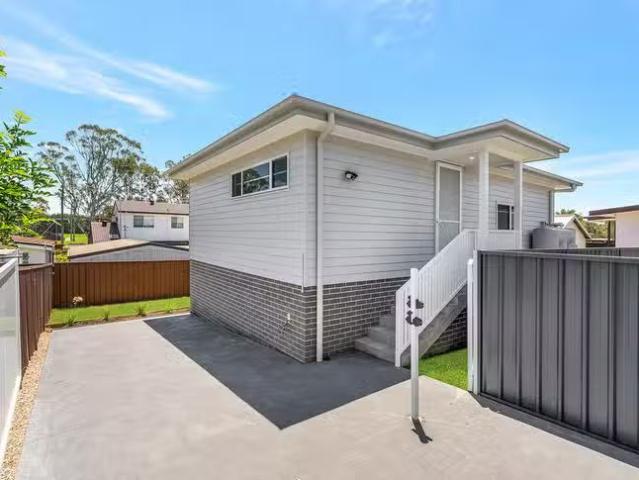House for rent in Smithfield