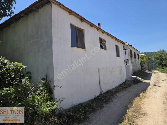 Bergama, İzmir içerisinde satılık Villa