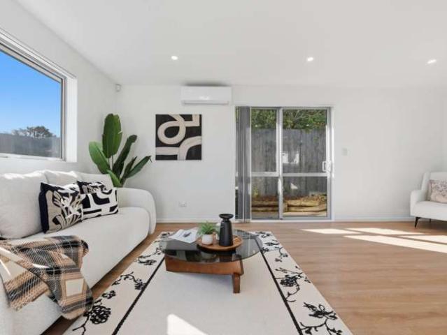 House for sale in Paremoremo