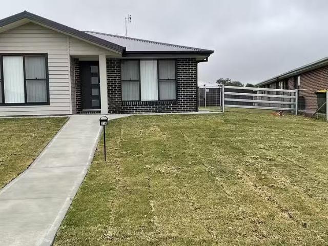 House for rent in Moore Creek, New South Wales