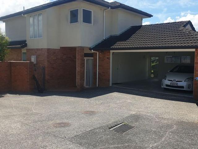 House for rent in Hillsborough, Oroua County