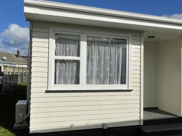 Apartment for rent in Days Bay, Wellington