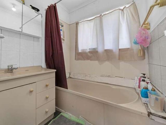 House for sale in Lynfield