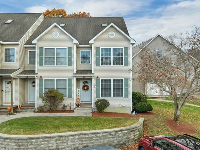 Townhouse for sale in New Hampshire