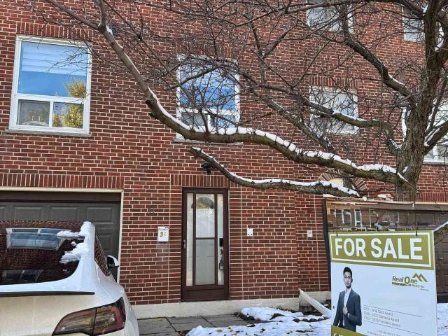 Condo for sale in Woburn, Ontario