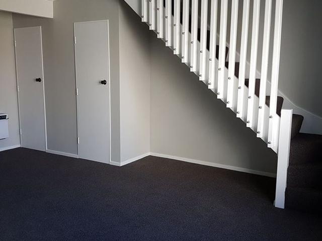Apartment for rent in Days Bay, Wellington