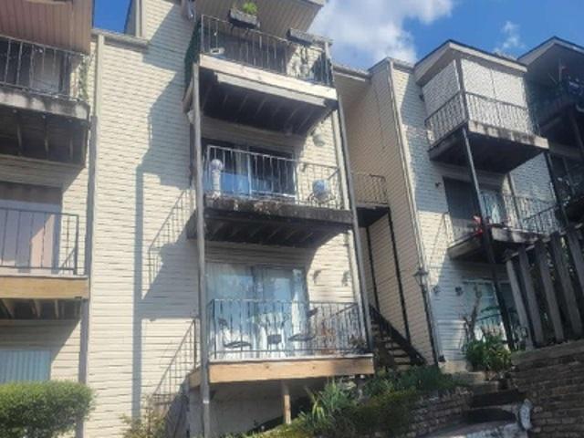 Condo for sale in Red Mountain Suburbs Historic District, Birmingham