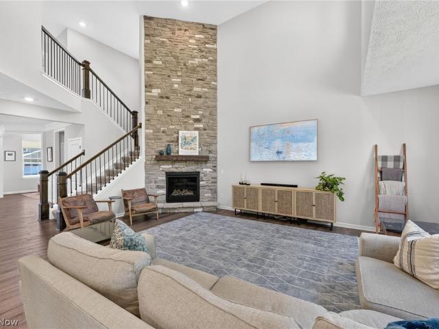 House for sale in Avon Lake, Lorain County