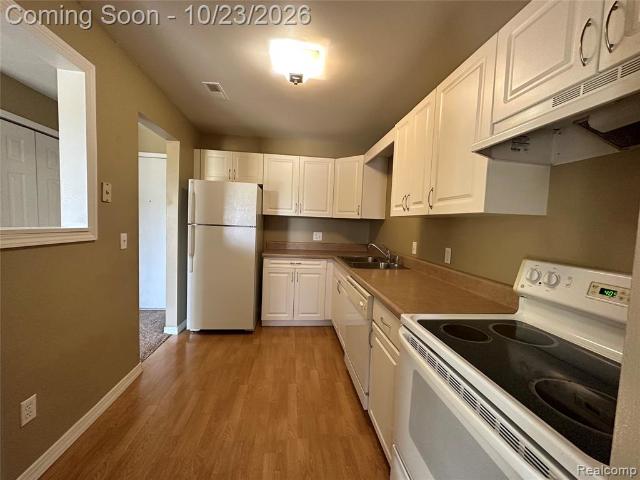 Property for rent in Echo Valley Condominiums, Farmington Hills