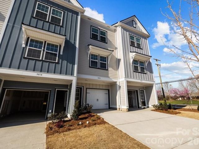 Townhouse for sale in Mecklenburg, North Carolina