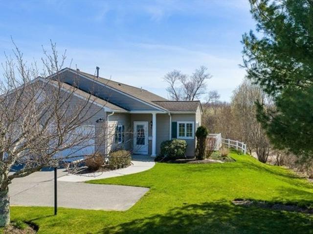Condo for sale in Bristol, Massachusetts