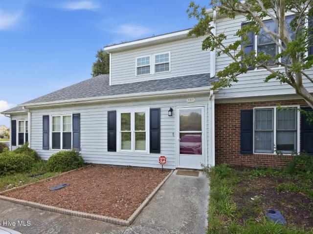 Townhouse for sale in Morehead City, North Carolina