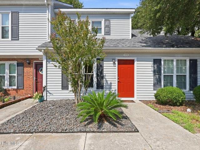 Townhouse for sale in Morehead City, North Carolina