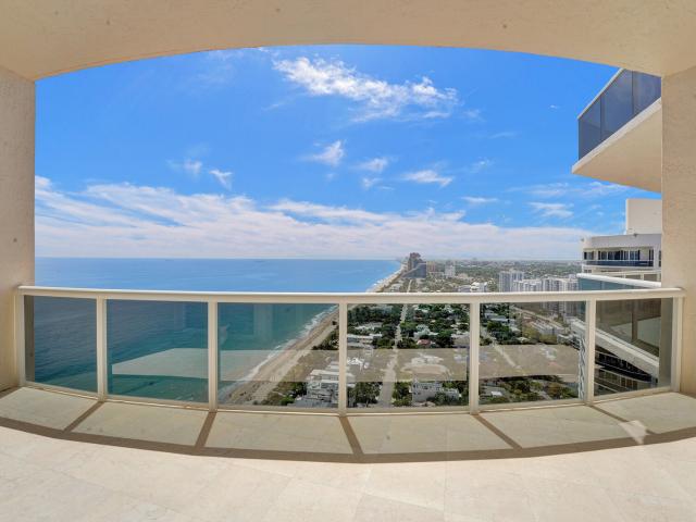 Condo for sale in Fort Lauderdale