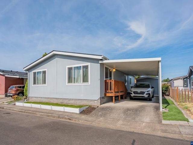 House for sale in Oregonia