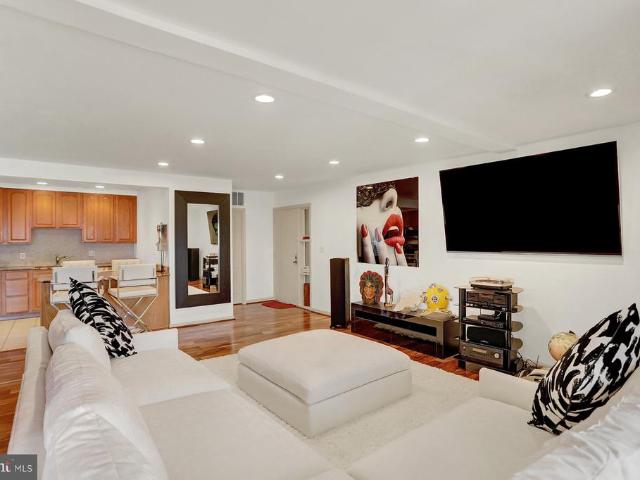 Condo for sale in Pikesville, Maryland
