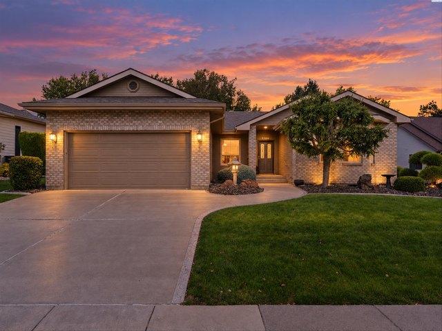 House for sale in Canyon Lakes, Kennewick