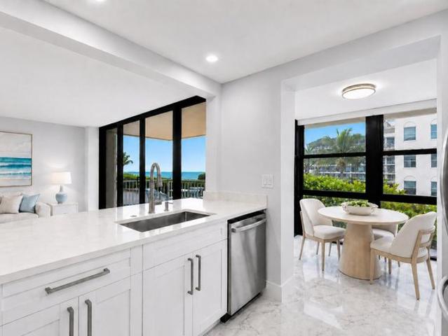 Condo for sale in Palm Beach, Florida
