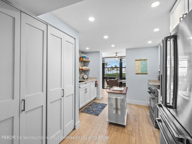 Condo for sale in Palm Beach, Florida