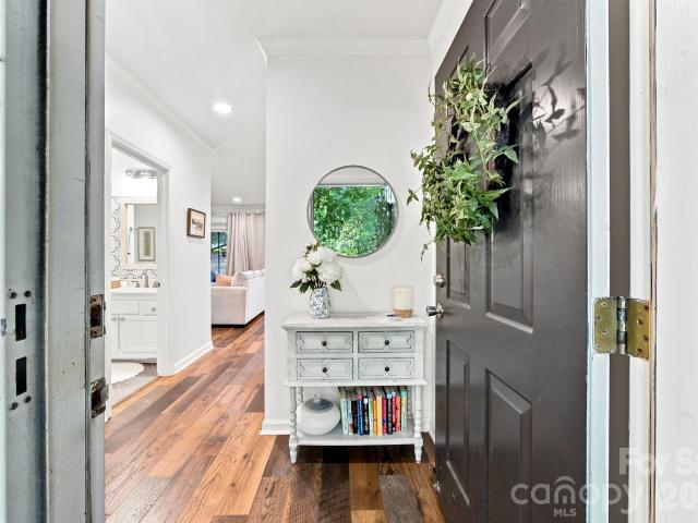 Condo for sale in Sedgefield, Charlotte