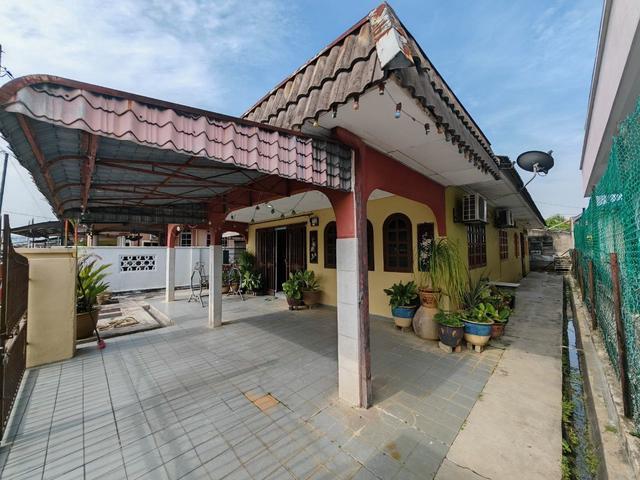 Bungalow for sale in Selayang, Selangor