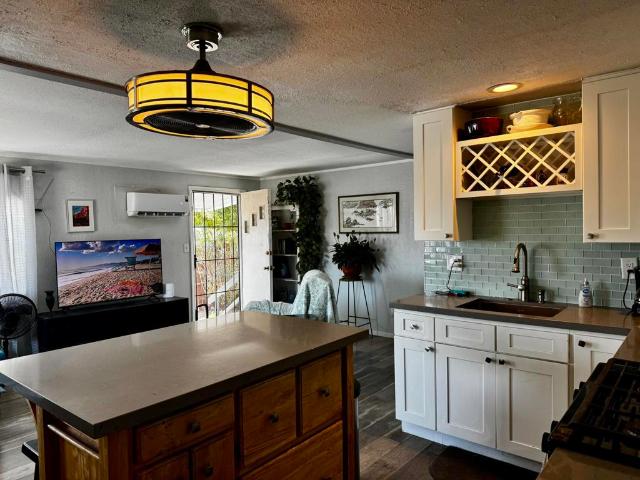 House for sale in Tri Palm Estates, Thousand Palms