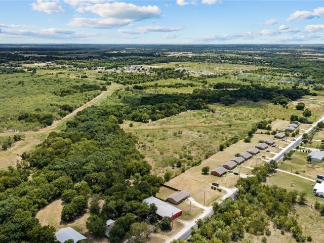 House for sale in Navarro, Texas