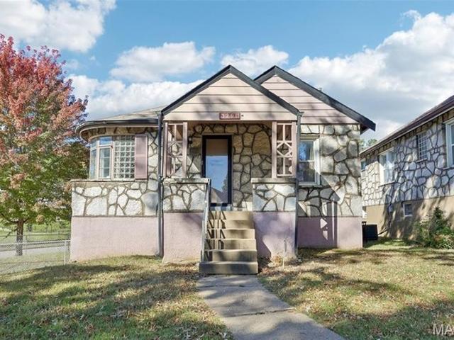 House for sale in Saint Louis