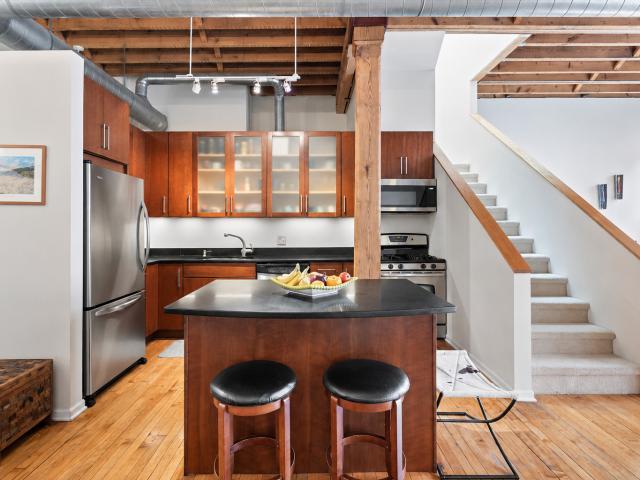 Condo for sale in Chicago Park, Illinois
