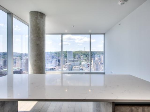 Condo for sale in Ville-Marie, Montréal
