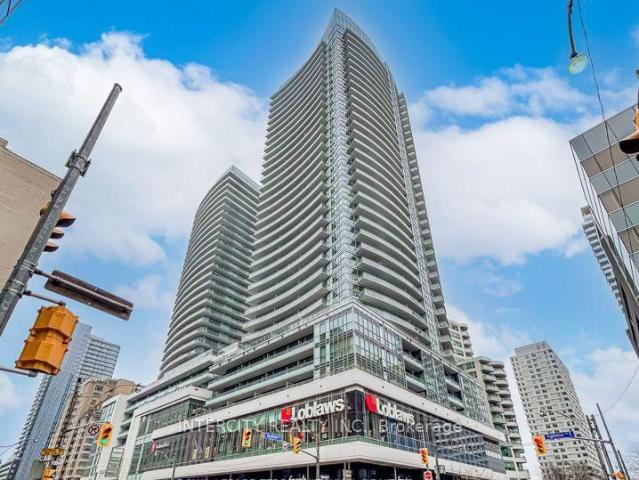 Condo for rent in Toronto—St. Paul's, Toronto