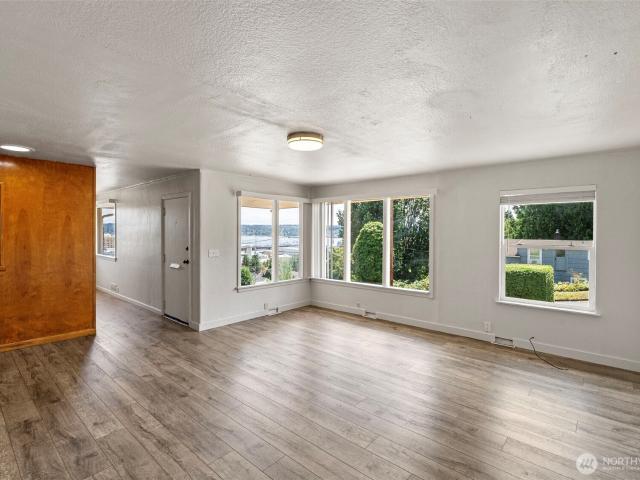 House for sale in Belfair, Washington
