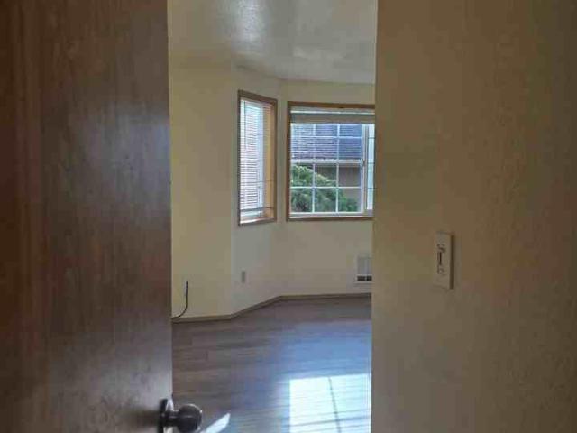 Apartment for rent in University Place, Washington