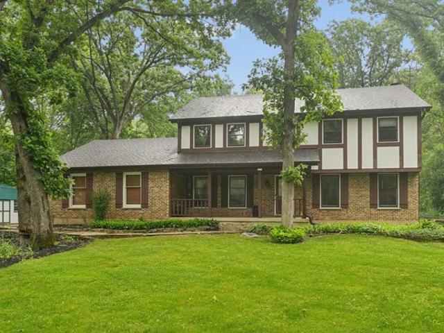 House for sale in Mchenry, Illinois
