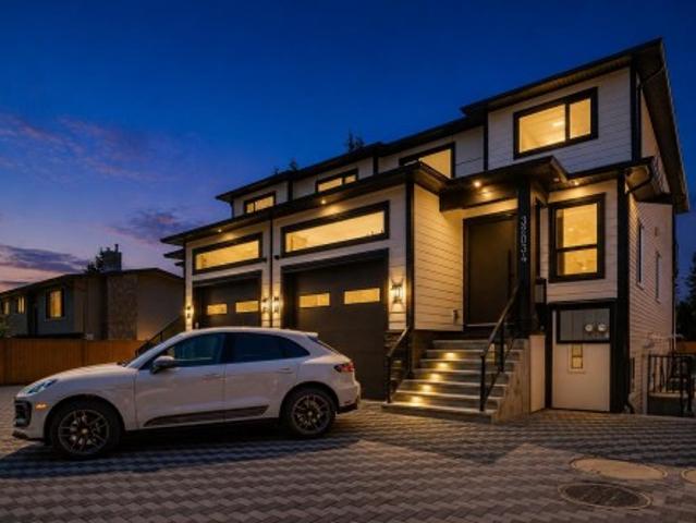 Duplex for sale in Mission, British Columbia