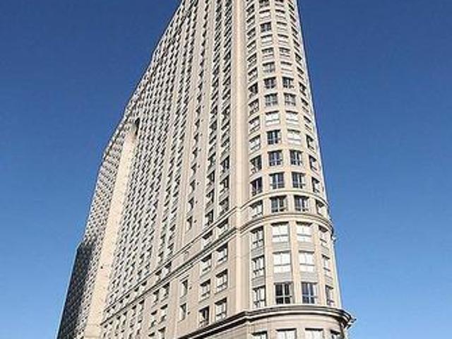 Condo for sale in Toronto Centre, Toronto