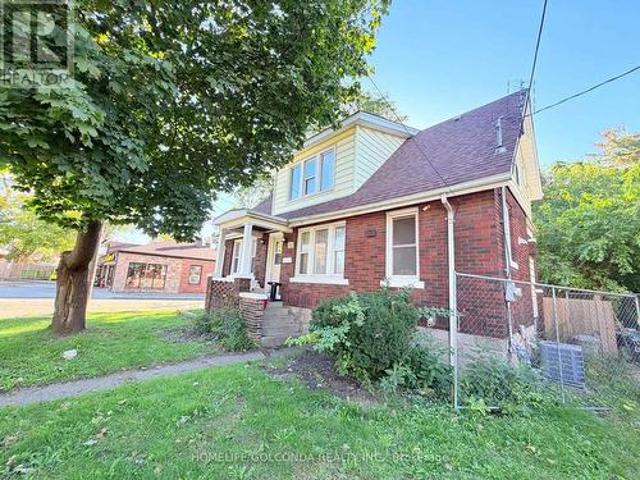 House for rent in Sandwich, Windsor