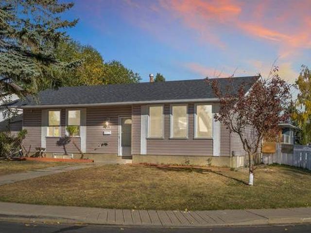 House for sale in Northwest, Alberta