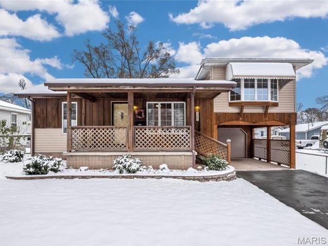 House for sale in Collinsville, Illinois
