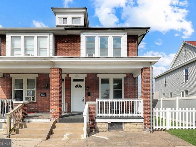 Townhouse for sale in Harrisburg, Pennsylvania