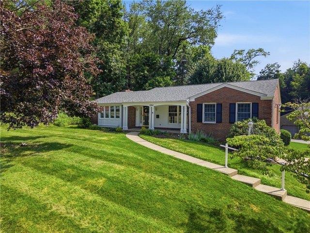 House for sale in Bethel Park, Pennsylvania