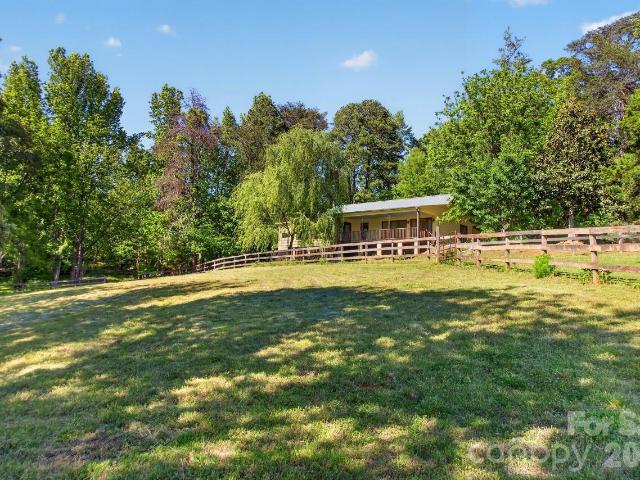 House for sale in Columbus, North Carolina