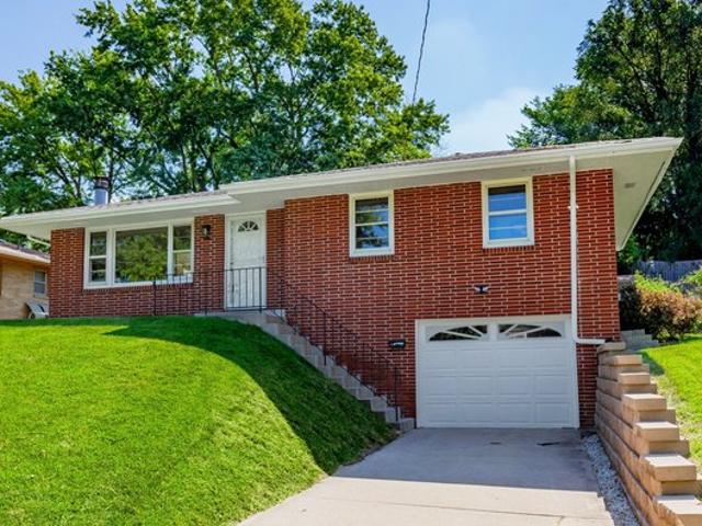 House for sale in Des Moines, Iowa