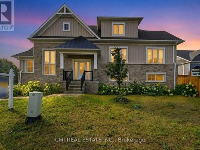 House for sale in Wasaga Beach, Central Ontario