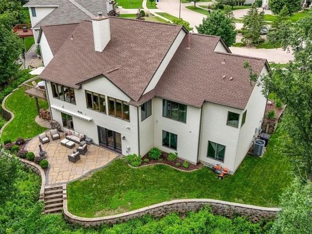 House for sale in Linn, Iowa