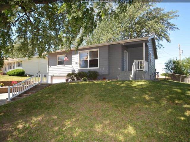 House for sale in Woodbury, Iowa
