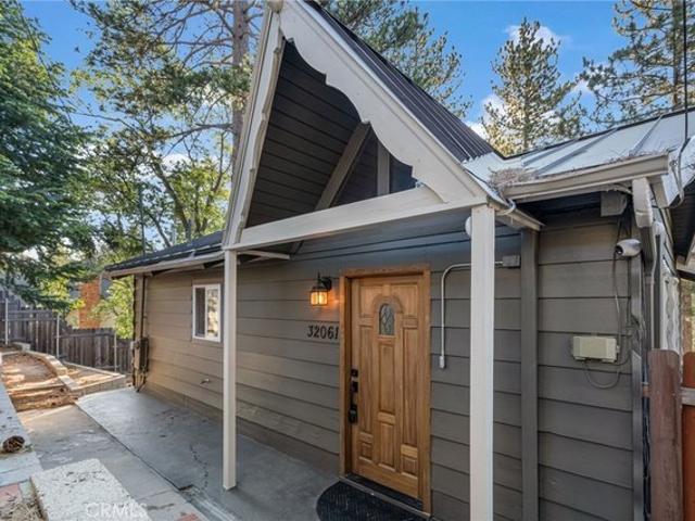 House for sale in Green Valley Lake, California