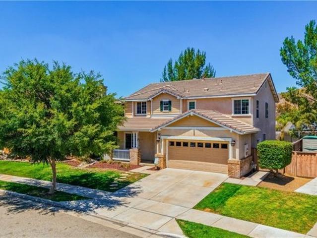 House for sale in Lake Elsinore, California