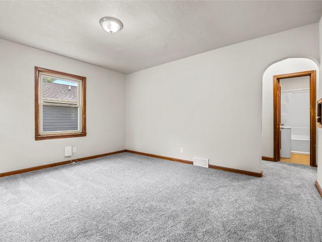 House for sale in Des Moines, Iowa