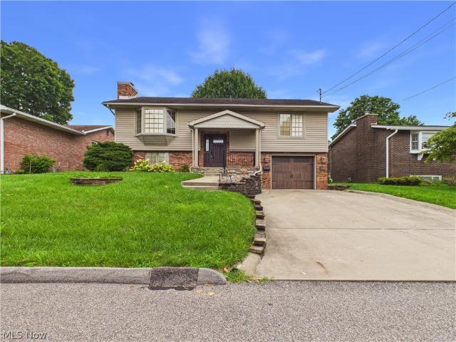 House for sale in Vienna, West Virginia
